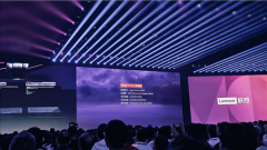 现场设置了一场“竞速赛”